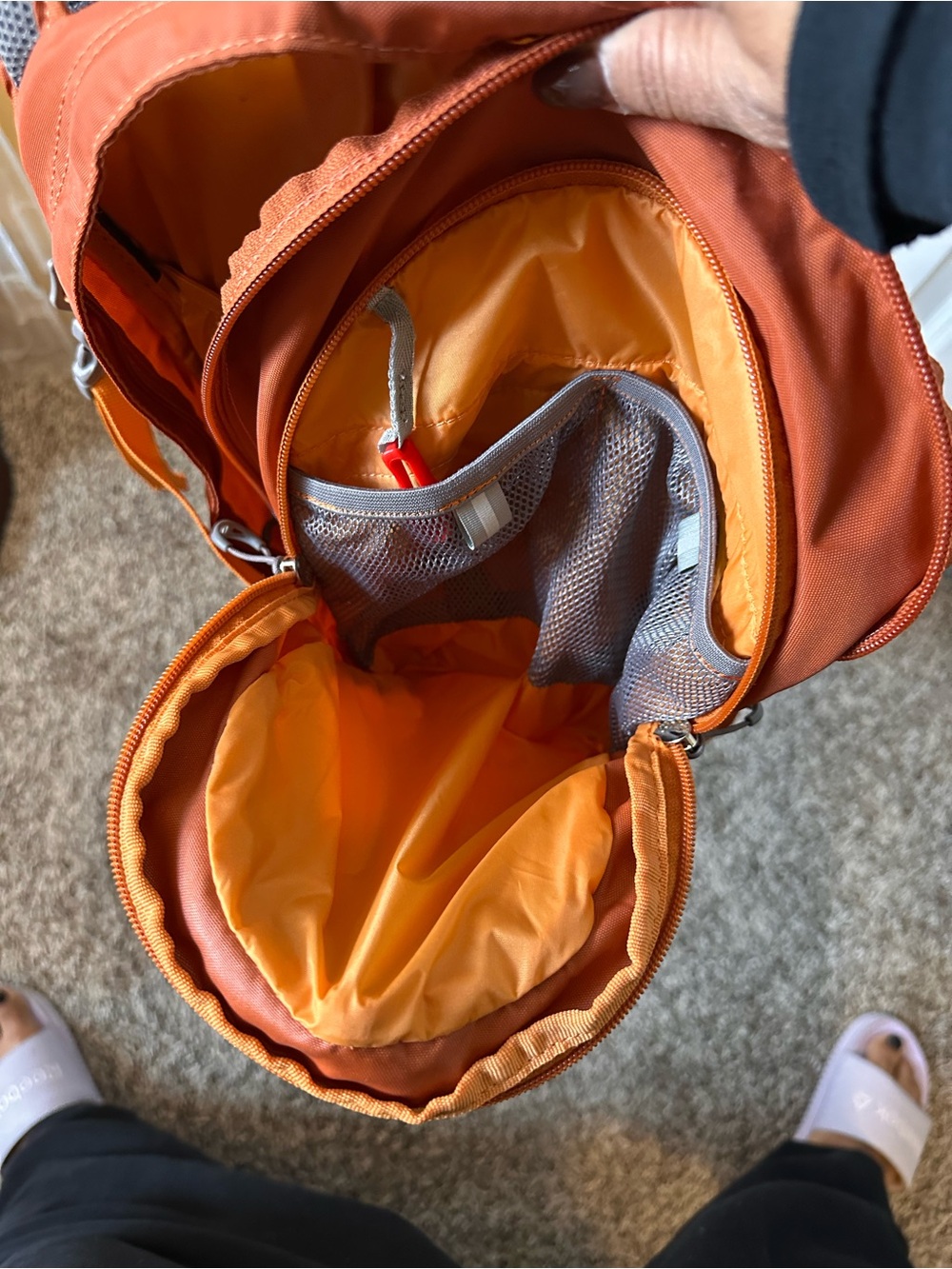 Osprey Orange Daylite Backpack NWOT - Picture 7 of 10